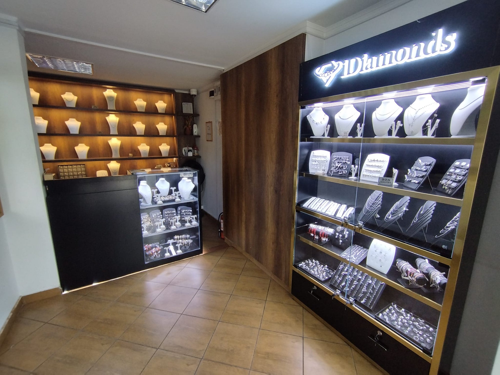 IDIAMONDS