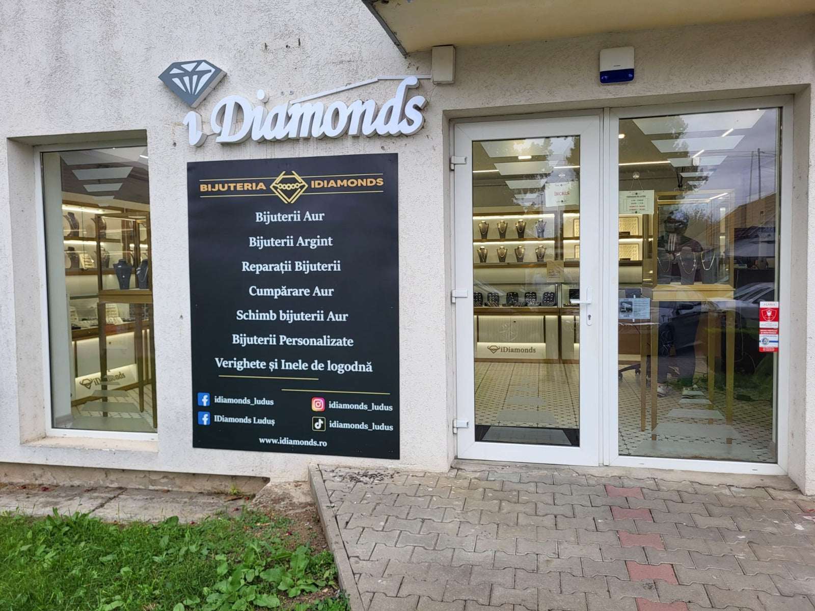 IDIAMONDS