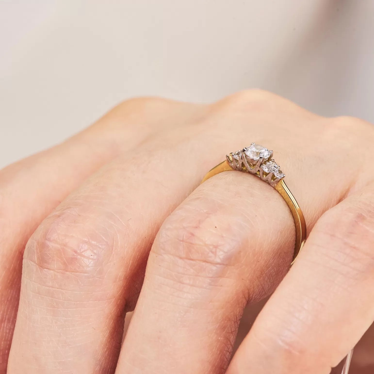 Inel din Aur 8K cu Zirconiu 3.1578