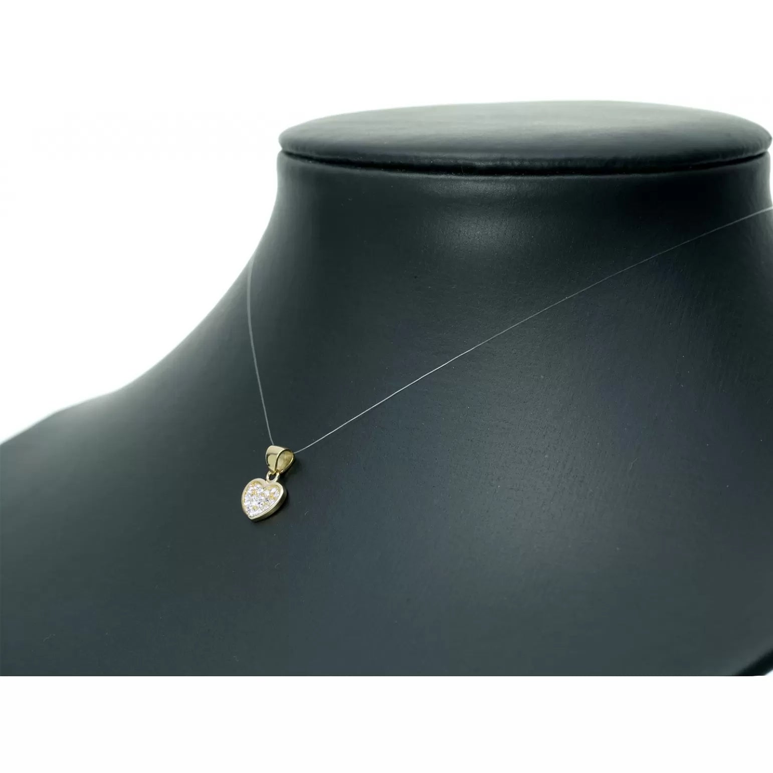 Pandantiv Aur 8K Inimă cu Zirconii