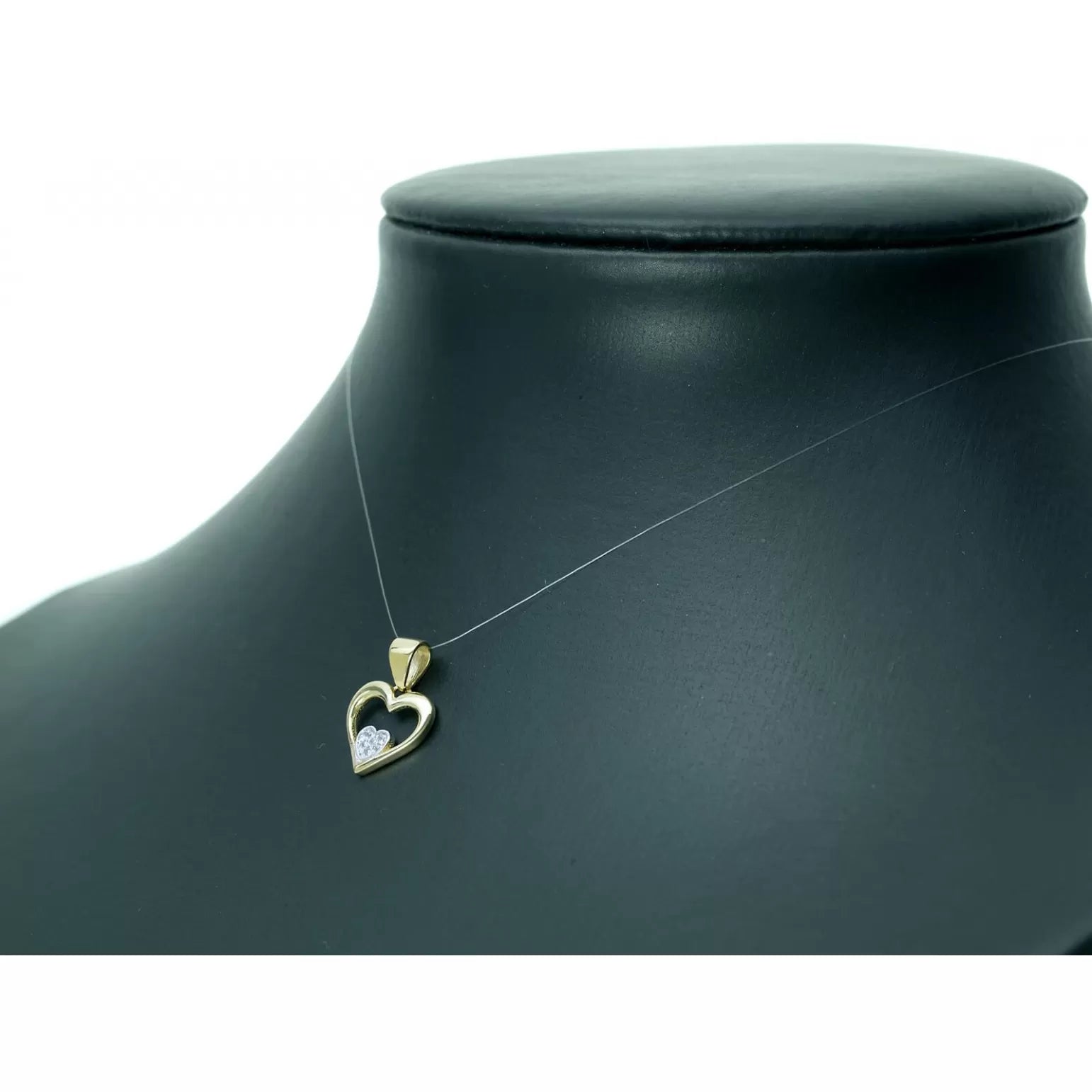 Pandantiv Aur 8K Inimă cu Zirconii