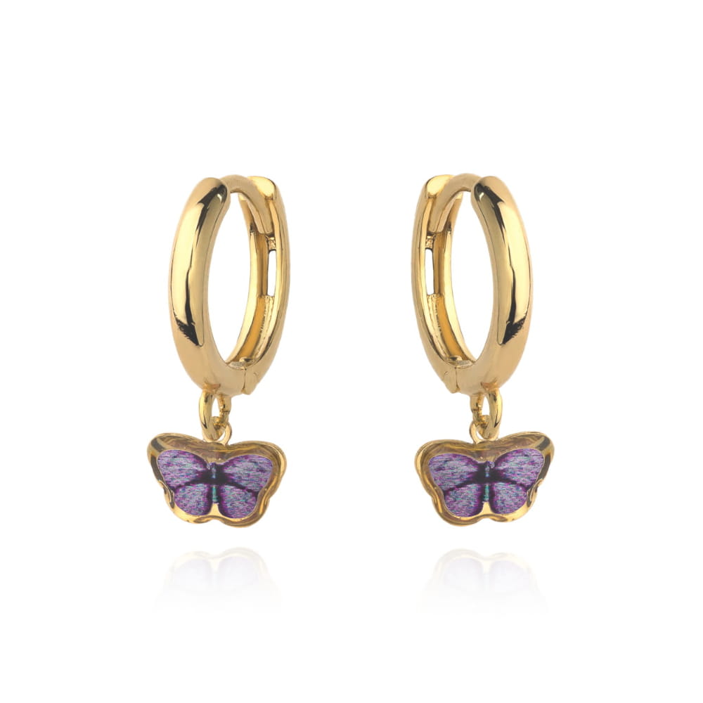 Cercei de aur cu un fluture violet suspendat pe un inel