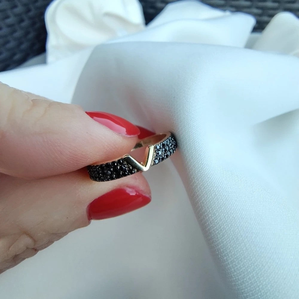 Inel Aur 8K cu Zirconii Negre - Eleganță Atemporală