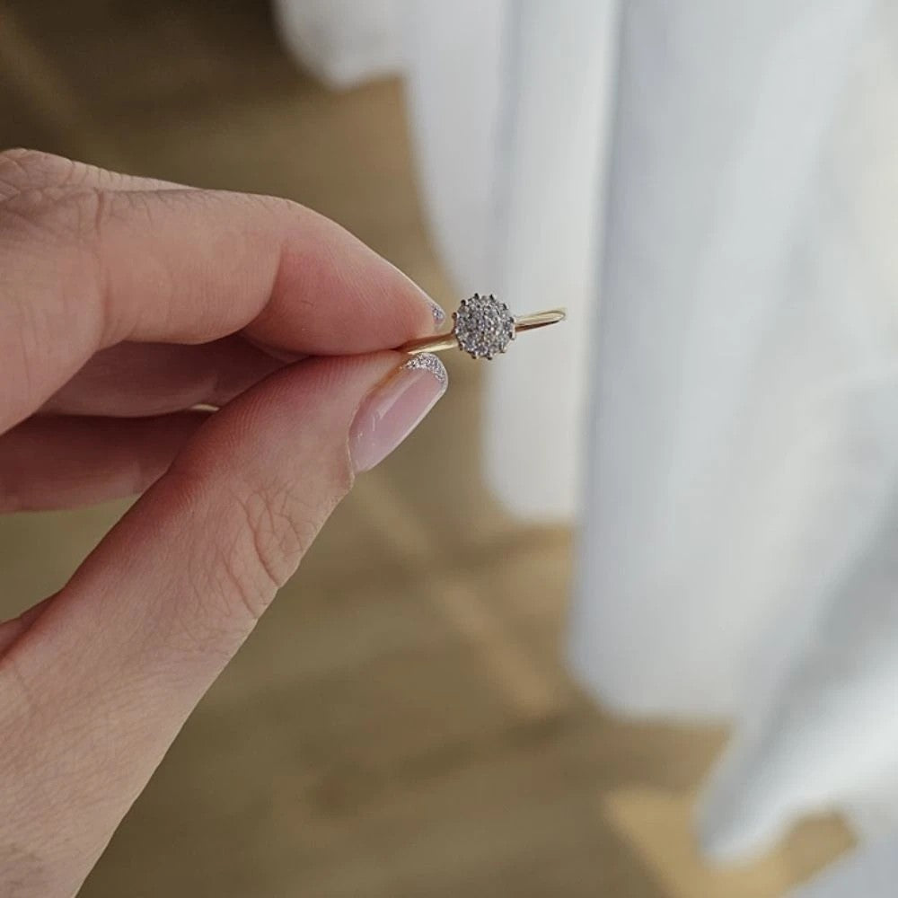 Inel de Logodnă Floare Aur 8K Zirconiu - Eleganță Florală