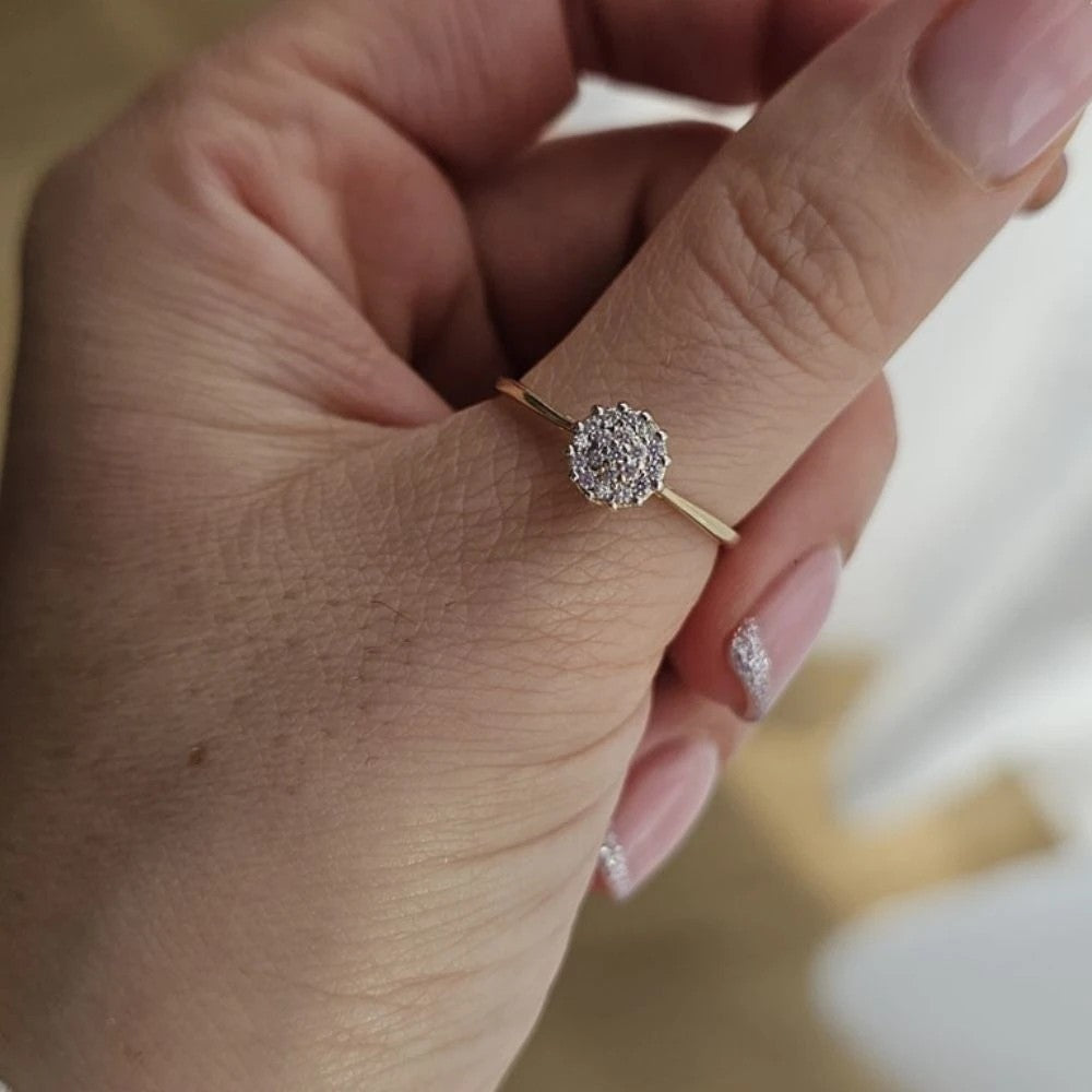 Inel de Logodnă Floare Aur 8K Zirconiu - Eleganță Florală