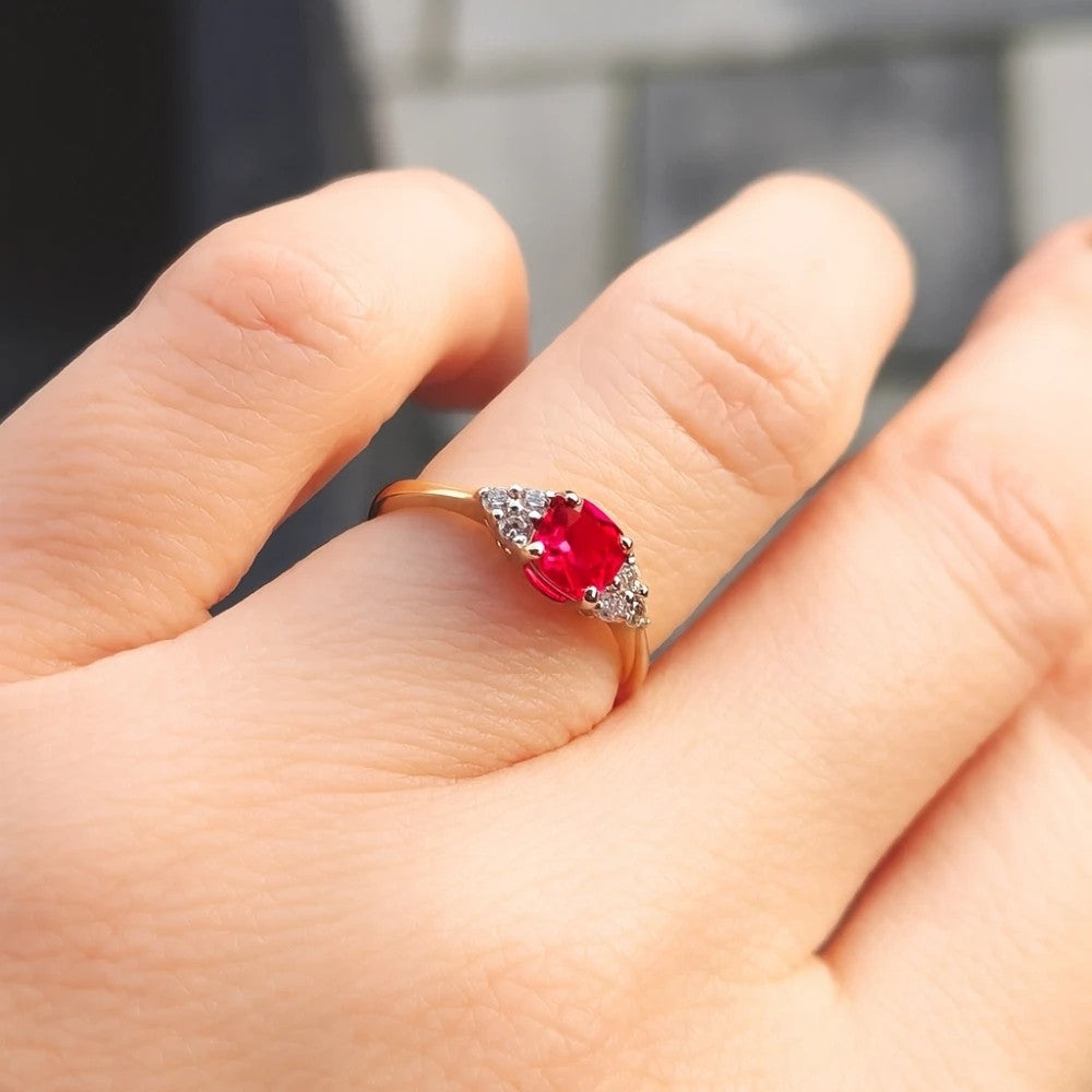 Inel Aur 8K cu Zirconiu și Design Unic