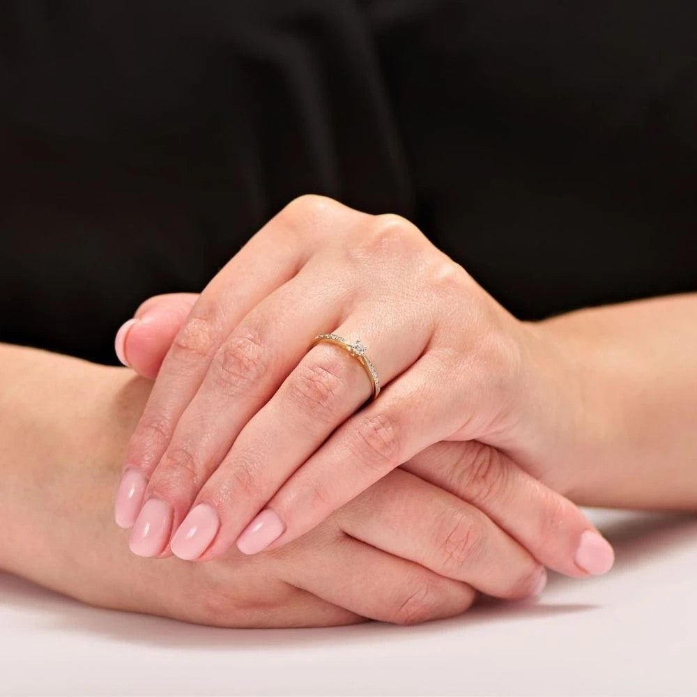 Inel de Logodnă Delicat Aur 8K cu Zirconiu