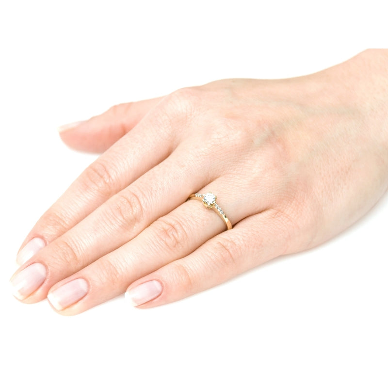 Inel Aur 8K cu Zirconii - Eleganță și Strălucire
