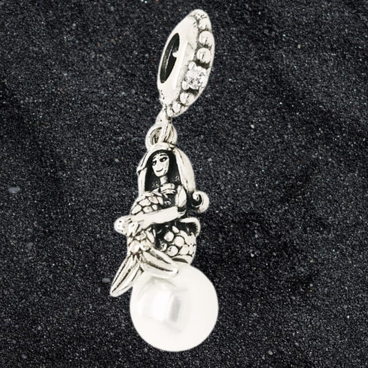 Talisman Argint 925 rodiat Sirena cu perla