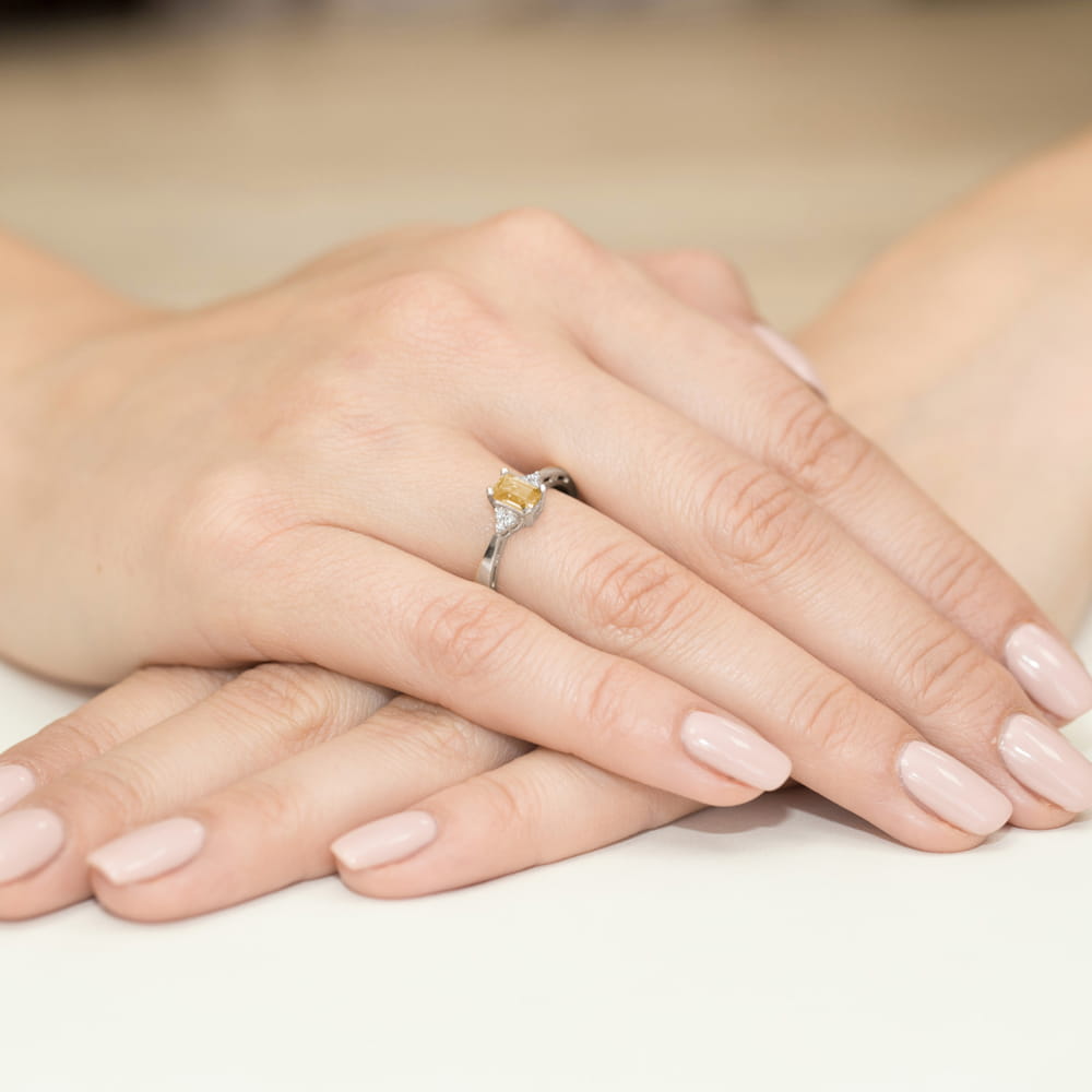 Inel Aur 9K cu Citrin 0.60 ct si Diamante Naturale 0.03 ct