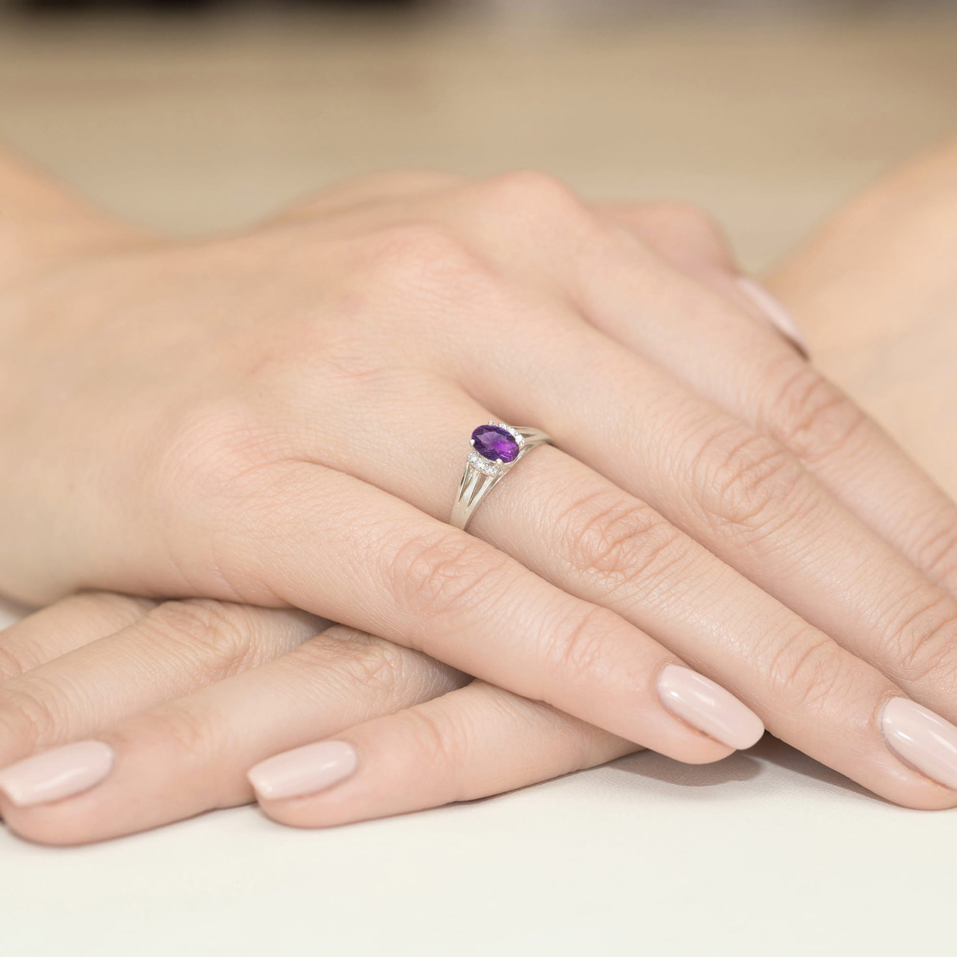 Inel Aur 9K cu Ametist 0.40 ct si Diamante Naturale 0.05 ct