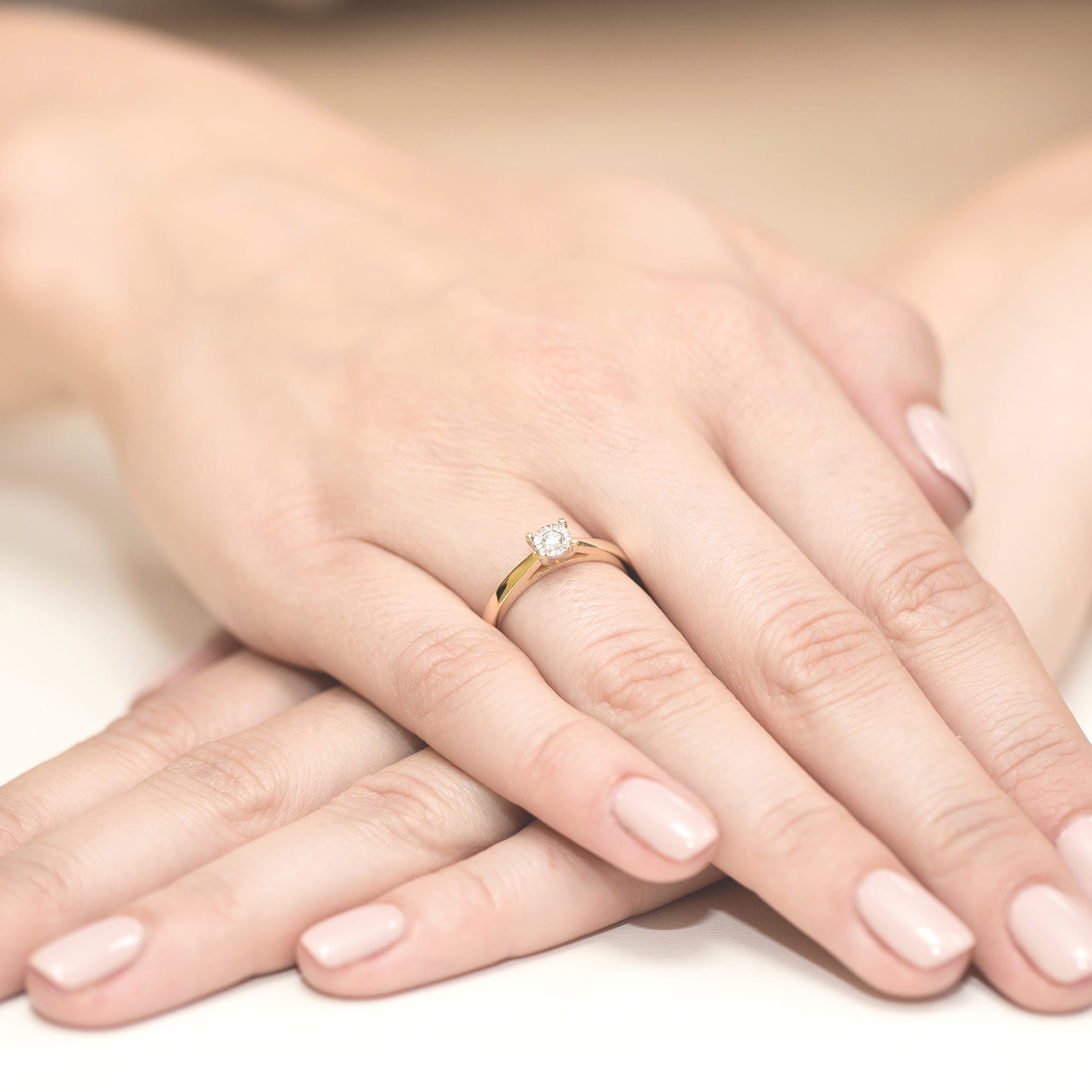 Inel Aur 9K cu Diamant Natural 0.08 ct