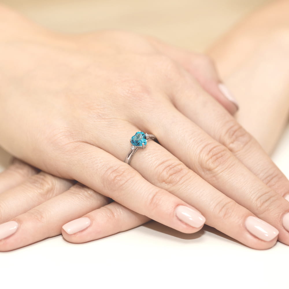 Inel Aur 9K cu Topaz Swiss 1.20 ct si Diamante Naturale 0.03 ct