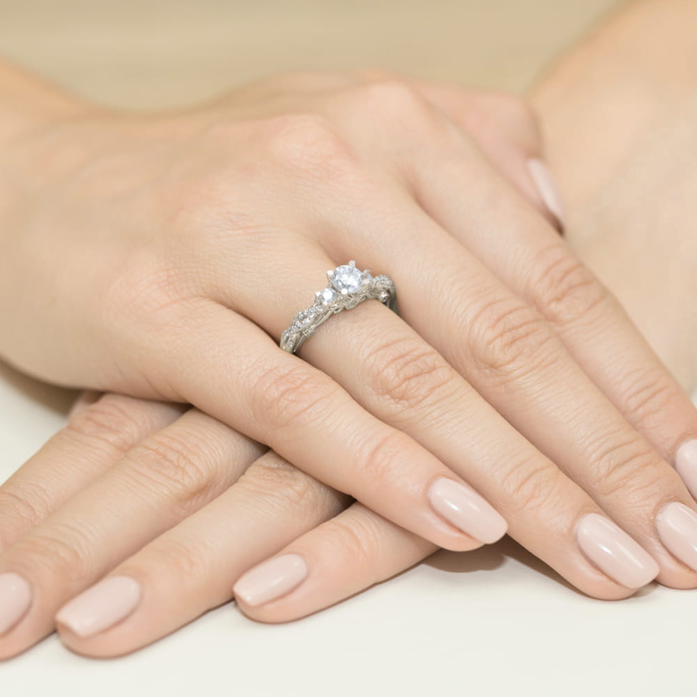 Inel Aur 9K cu Diamante de Laborator 1.04 ct