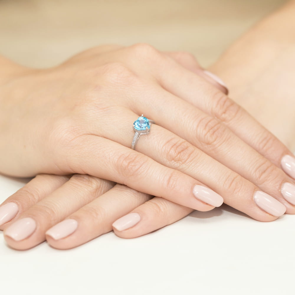 Inel Aur 9K cu Topaz Swiss 1.20 ct si Diamante Naturale 0.04 ct