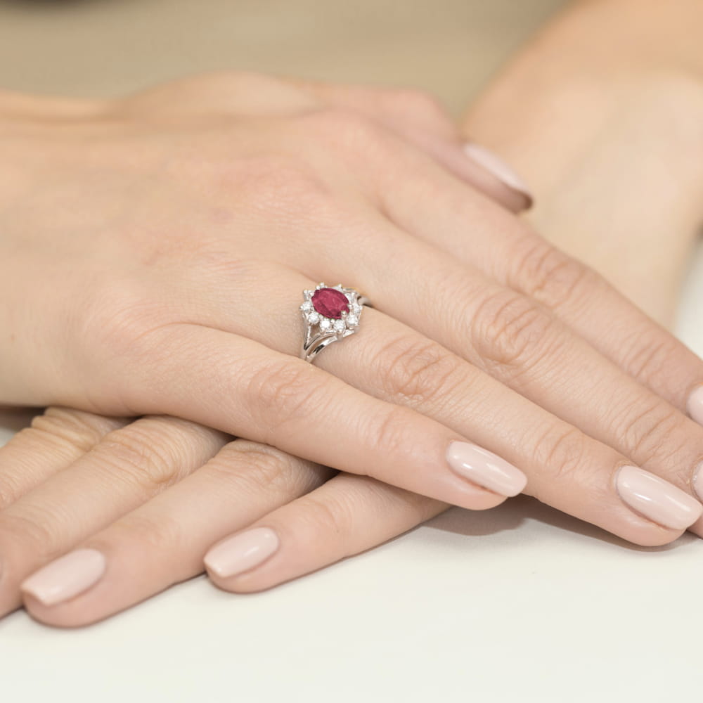 Inel Aur 9K cu Rubin 1.00 ct si Diamante Naturale 0.30 ct