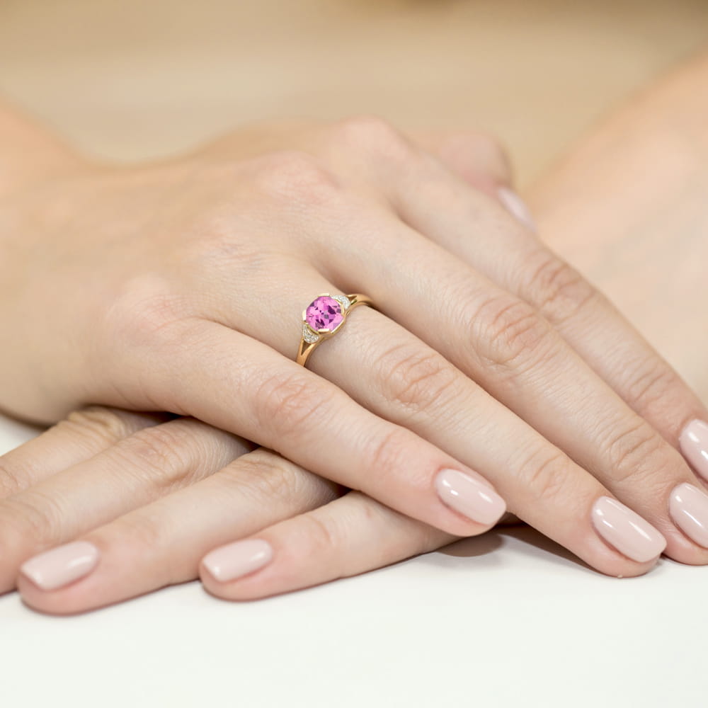 Inel Aur 9K cu Topaz Roz 1.10 ct si Diamante Naturale 0.01 ct