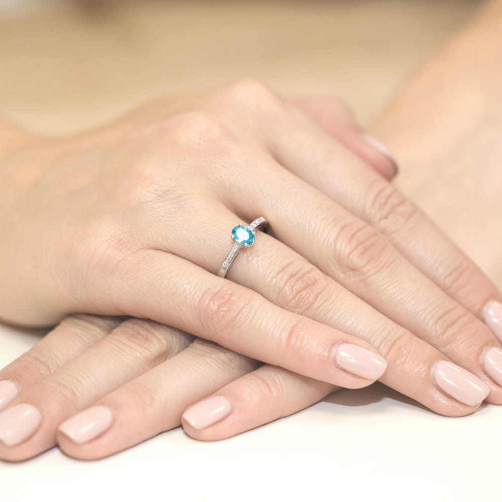 Inel Aur 9K cu Topaz Swiss 0.50 ct si Diamante Naturale 0.05 ct