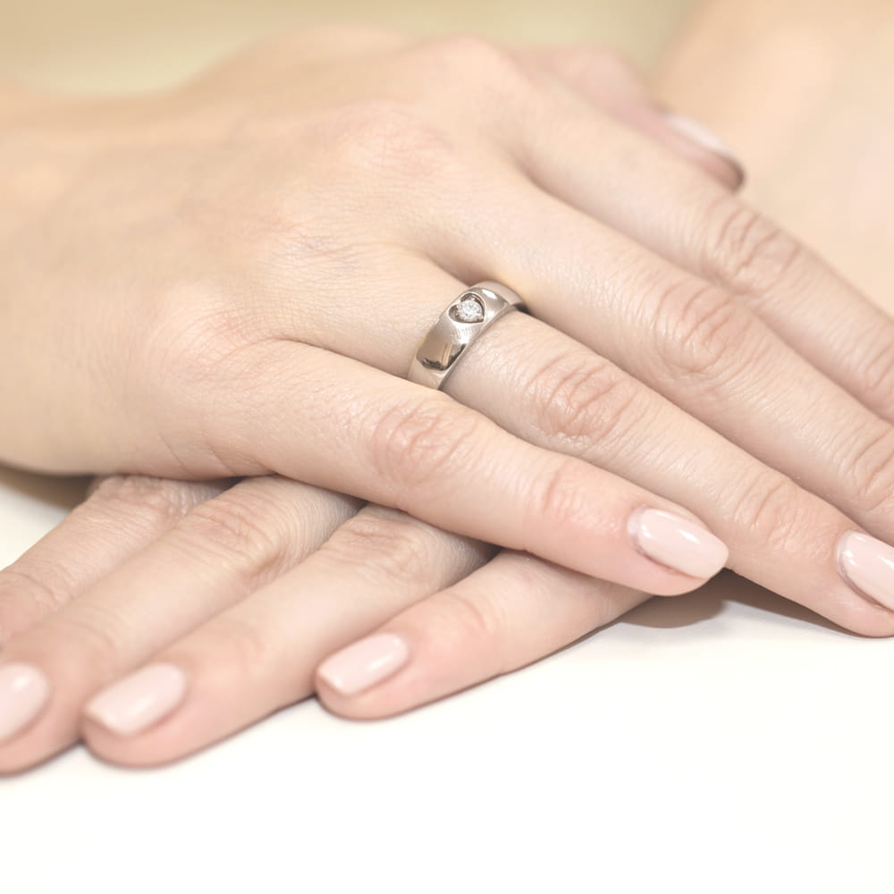 Inel Aur 9K cu Diamant Natural 0.10 ct