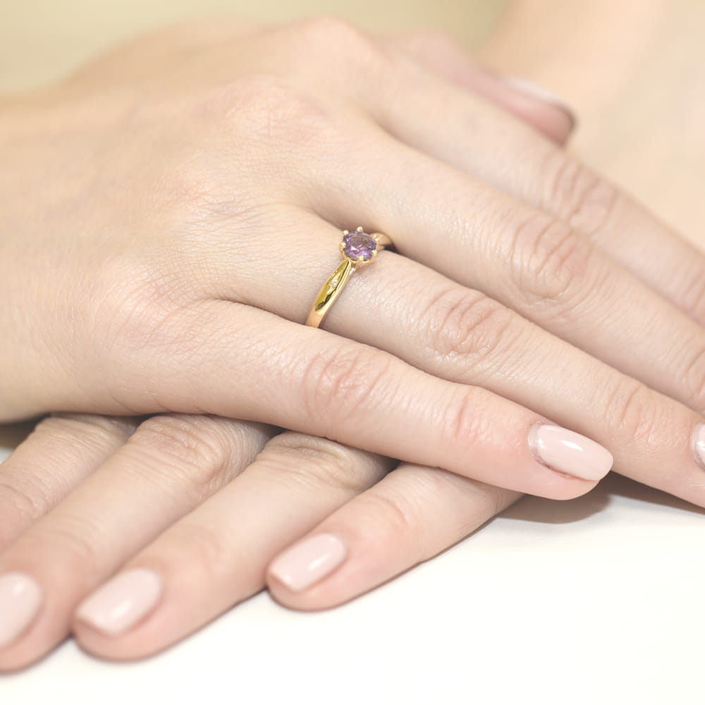 Inel Aur 9K cu Ametist 0.50 ct si Diamante Naturale 0.01 ct