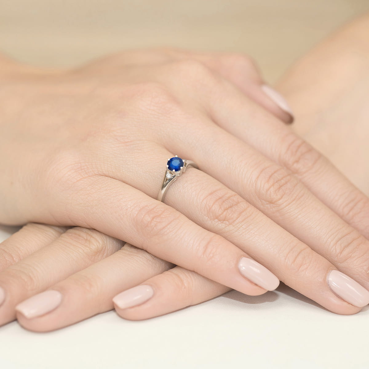 Inel Aur 9K cu Safir 0.50 ct si Diamante Naturale 0.03 ct