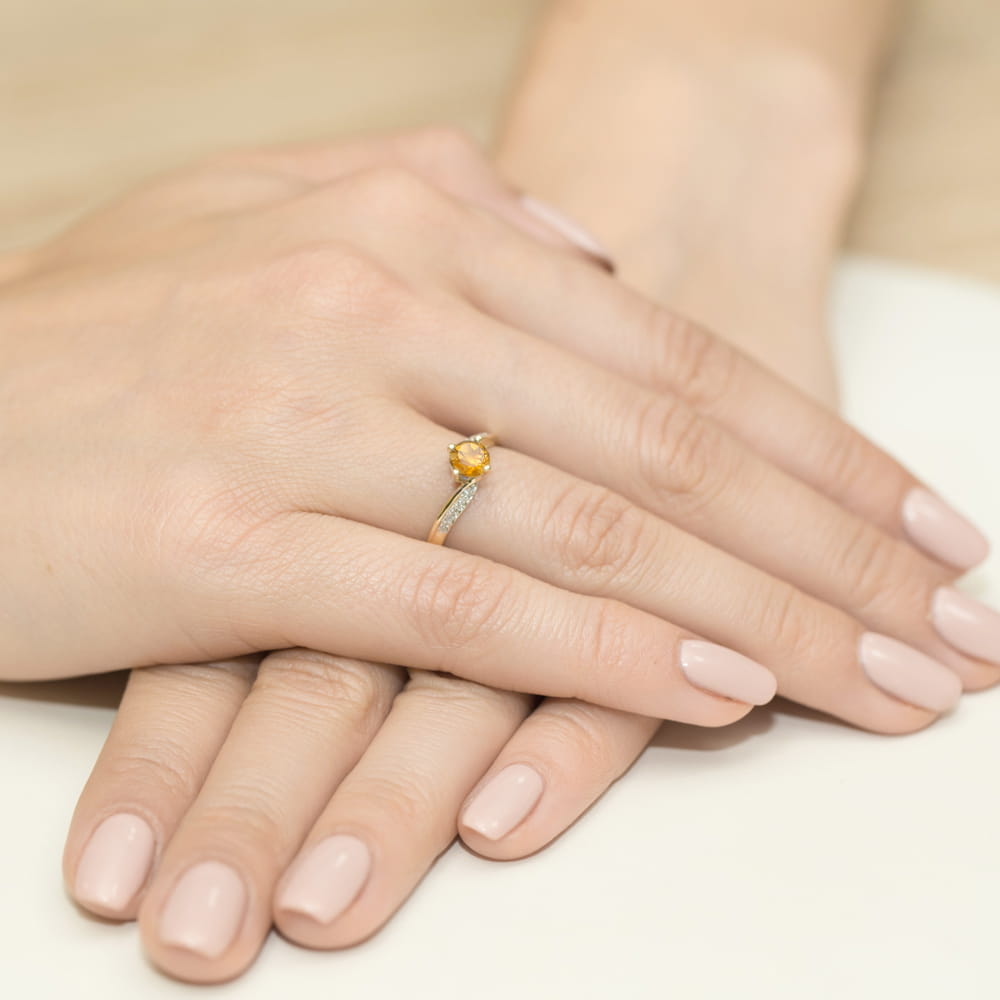 Inel Aur 9K cu Citrin 0.50 ct si Diamante Naturale 0.05 ct