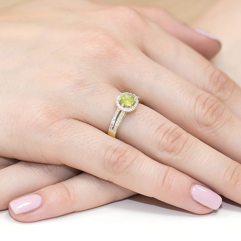 Inel Aur 9K cu Peridot 0.60 ct si Diamante Naturale 0.20 ct