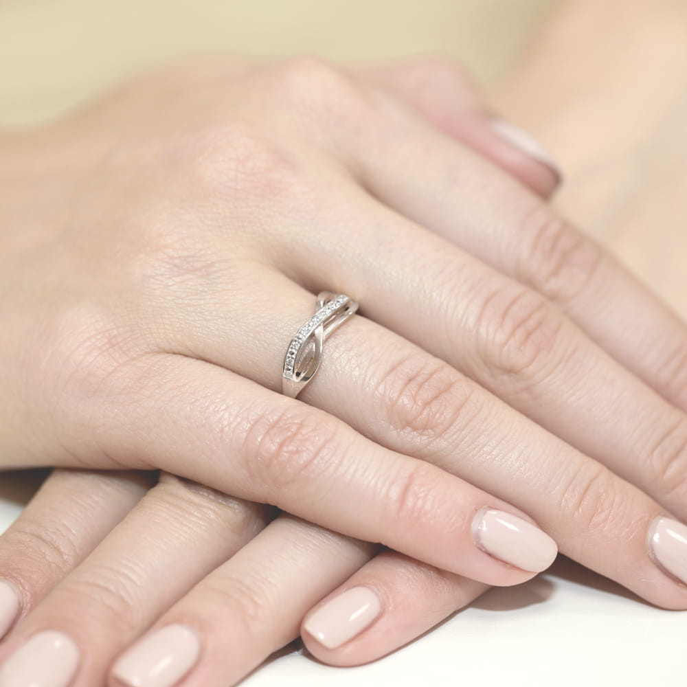 Inel Aur 9K cu Diamante Naturale 0.06 ct