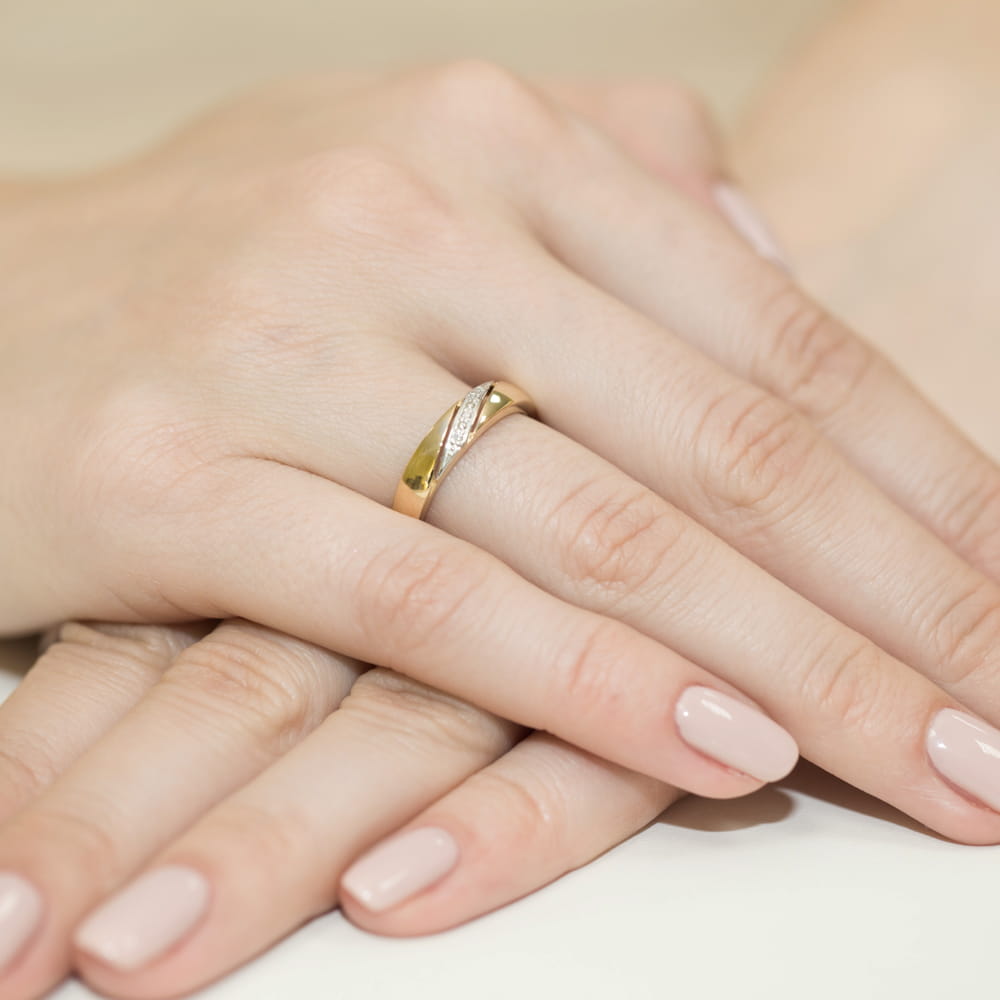 Inel Aur 9K cu Diamante Naturale 0.02 ct