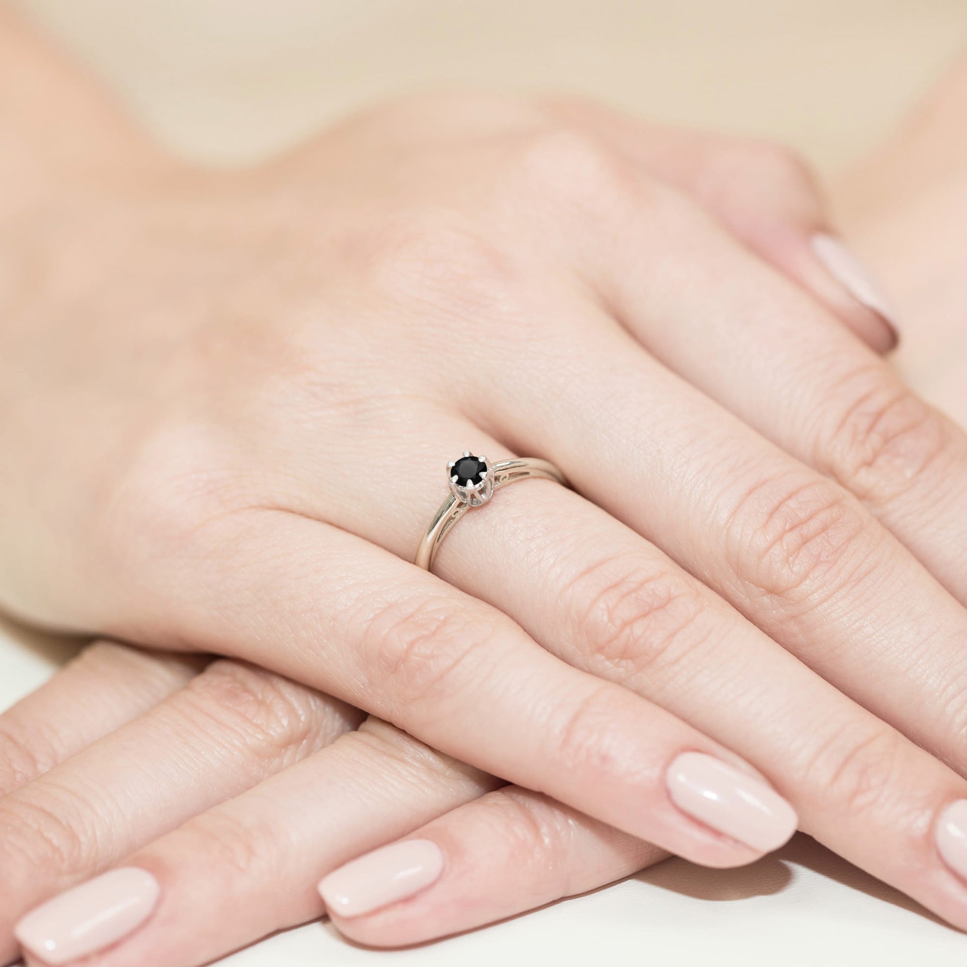 Inel Aur 9K cu Diamant Natural Negru 0.20 ct