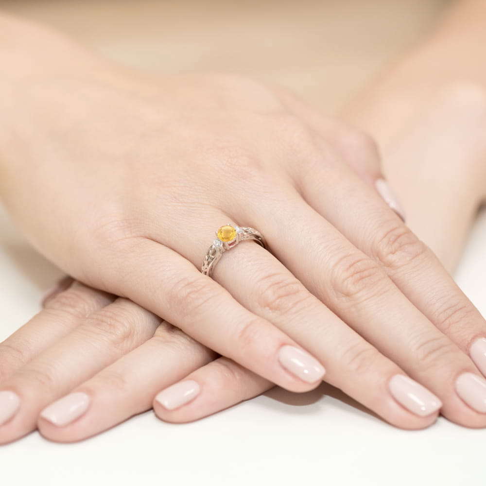 Inel Aur 14K cu Citrin 0.50 ct si Diamante Naturale 0.02 ct