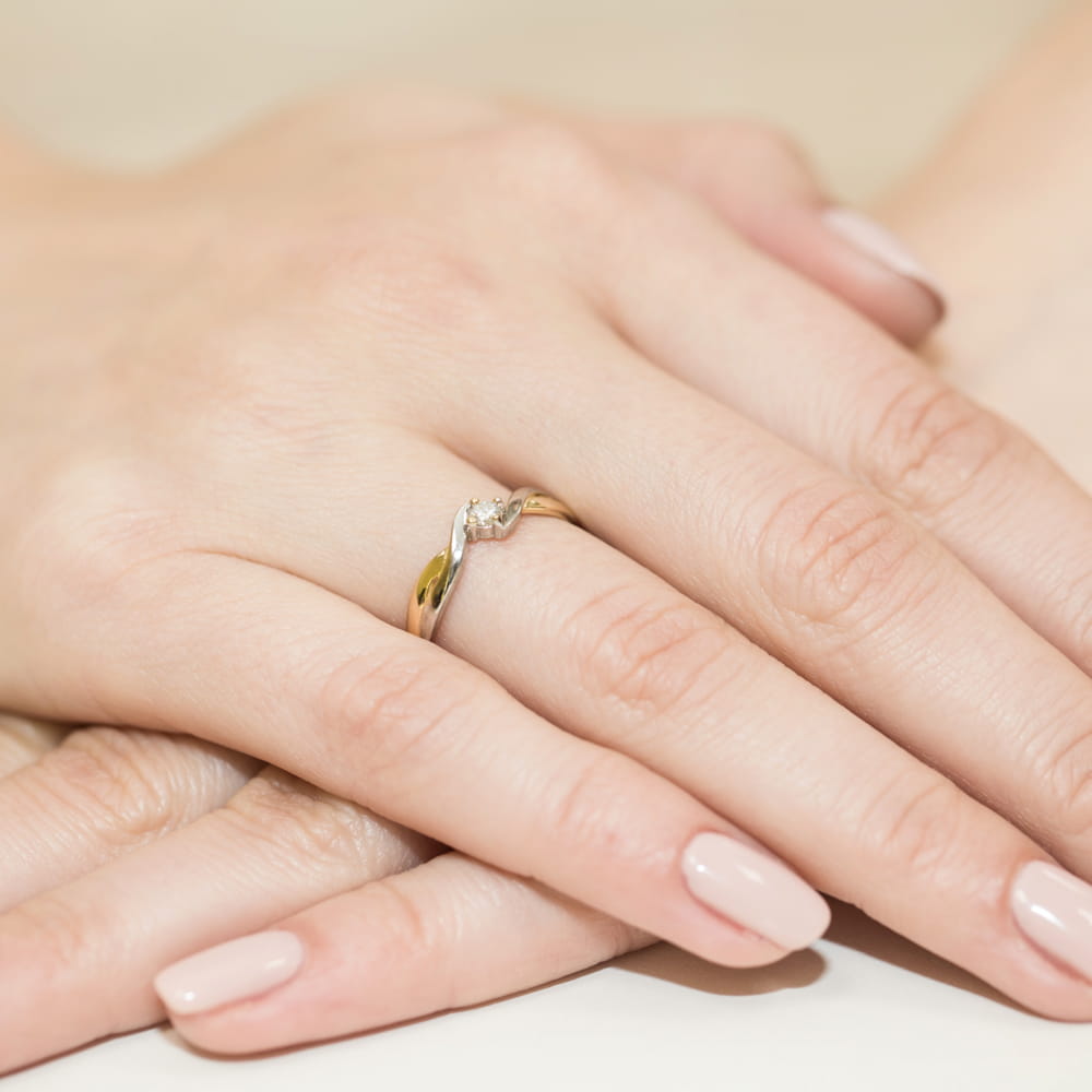 Inel Aur 9K cu Diamant Natural 0.08 ct