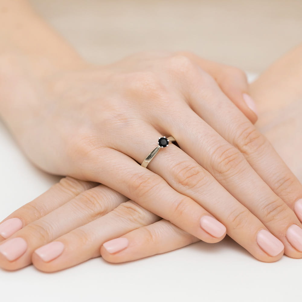 Inel Aur 9K cu Diamant Natural Negru 0.12 ct
