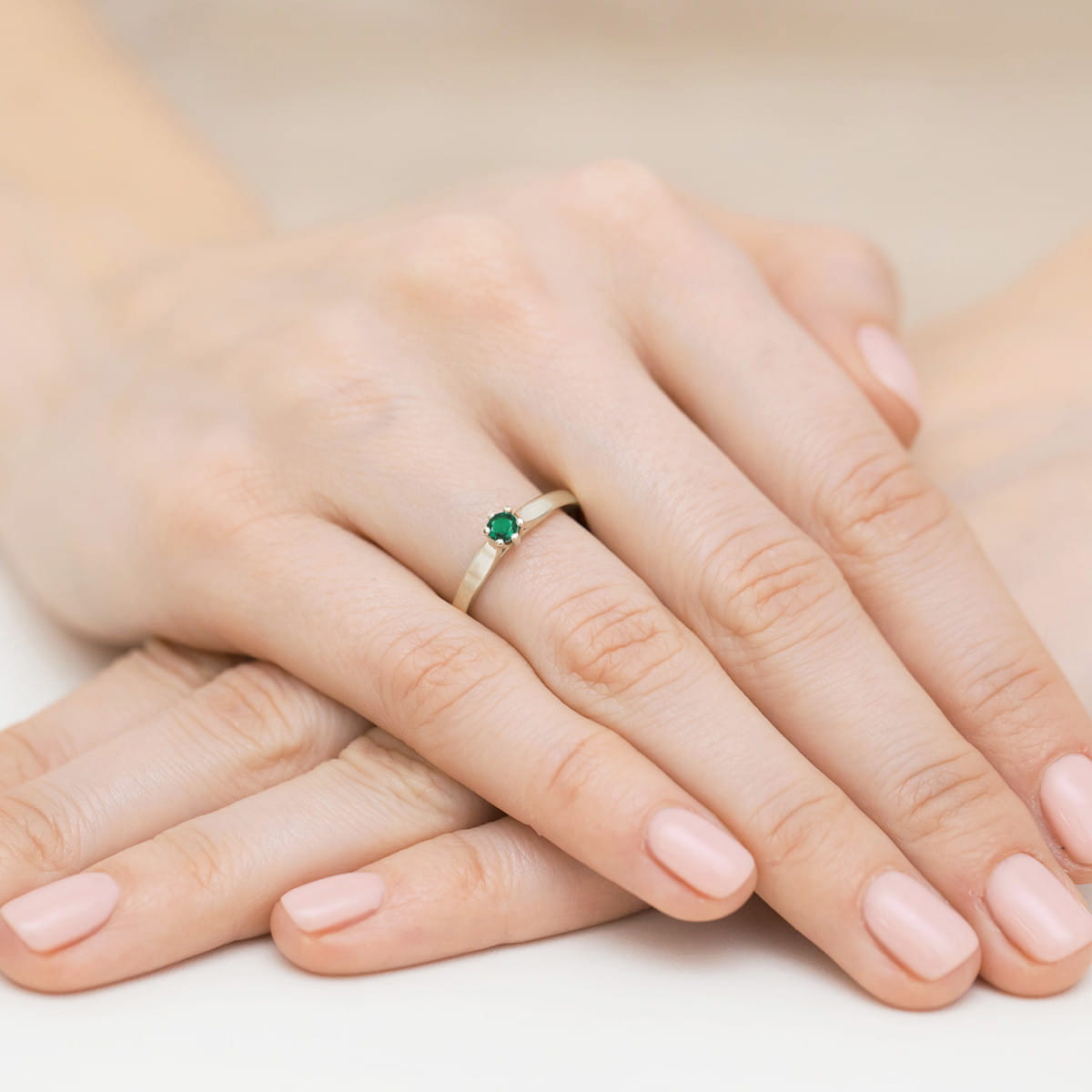 Inel Aur 9K cu Smarald 0.15 ct