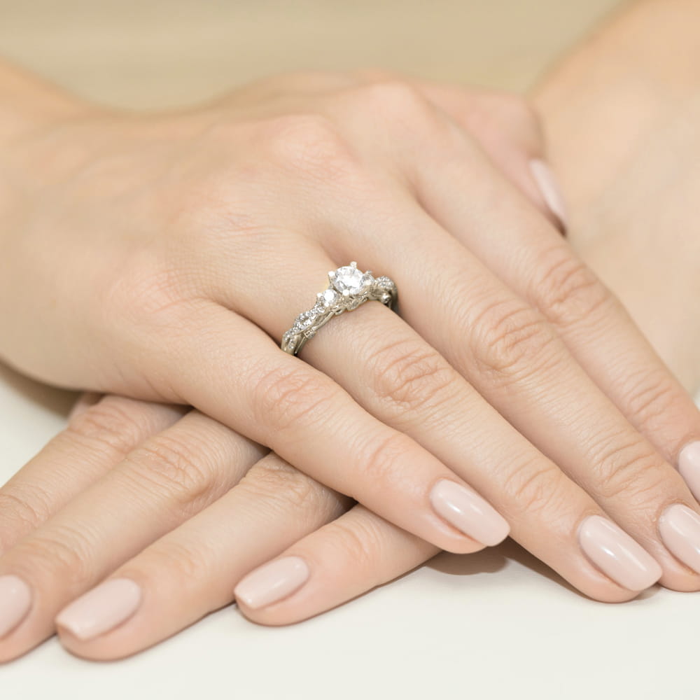 Inel Aur 14K cu Safir Alb 0.60 ct si Diamante Naturale 0.33 ct