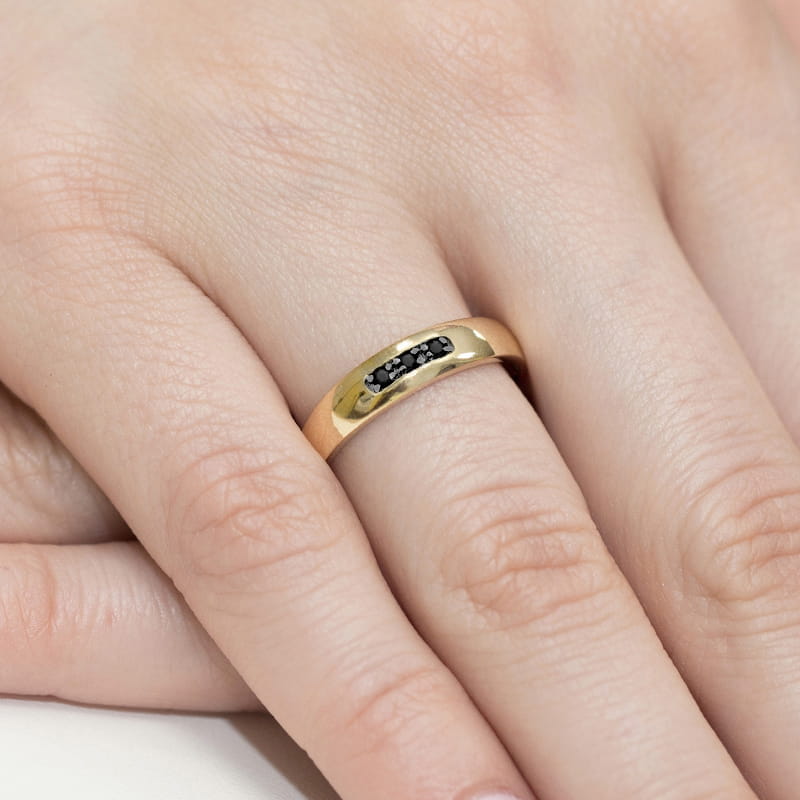 Inel Aur 9K cu Diamante Naturale Negre 0.04 ct