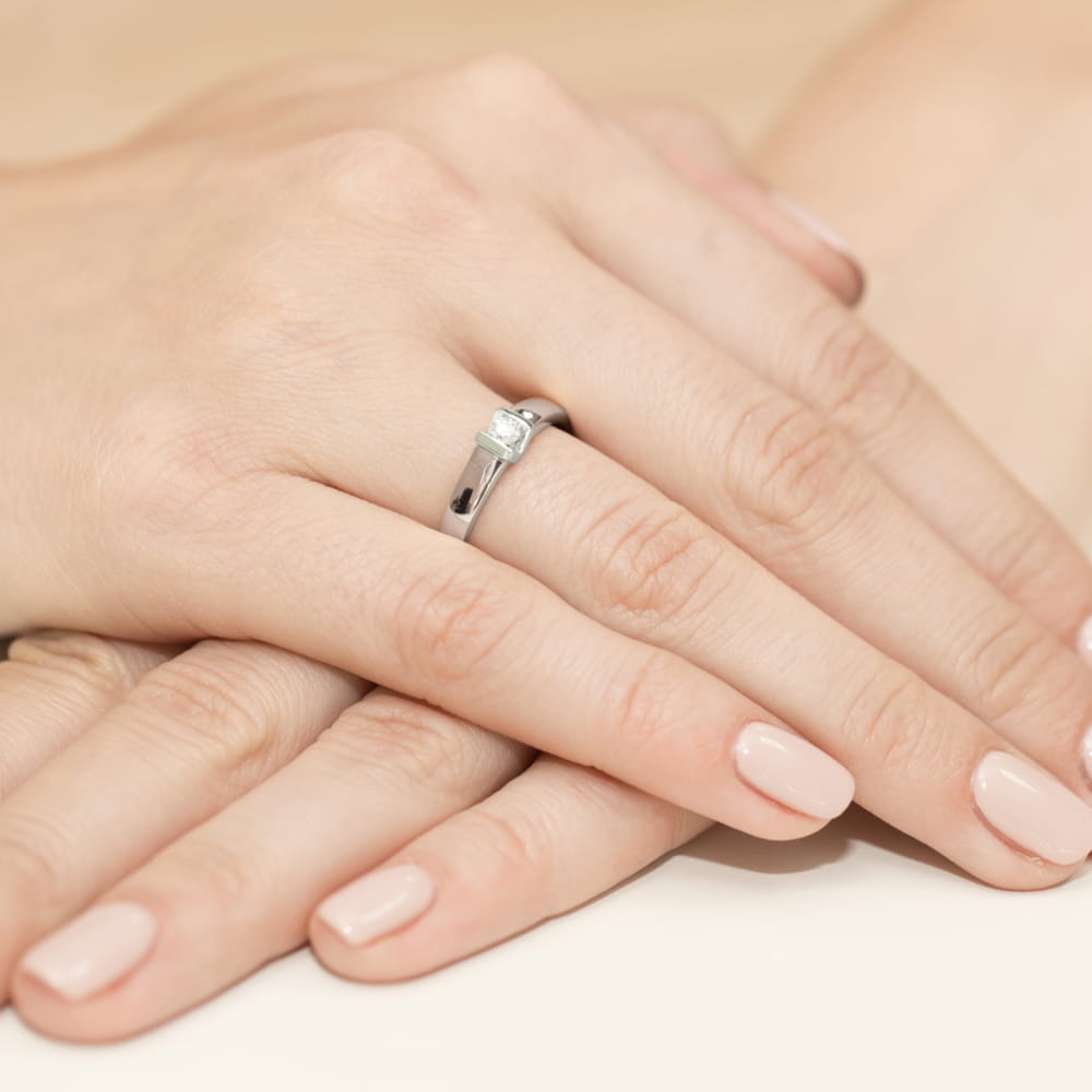 Inel Aur 9K cu Diamant Natural 0.10 ct