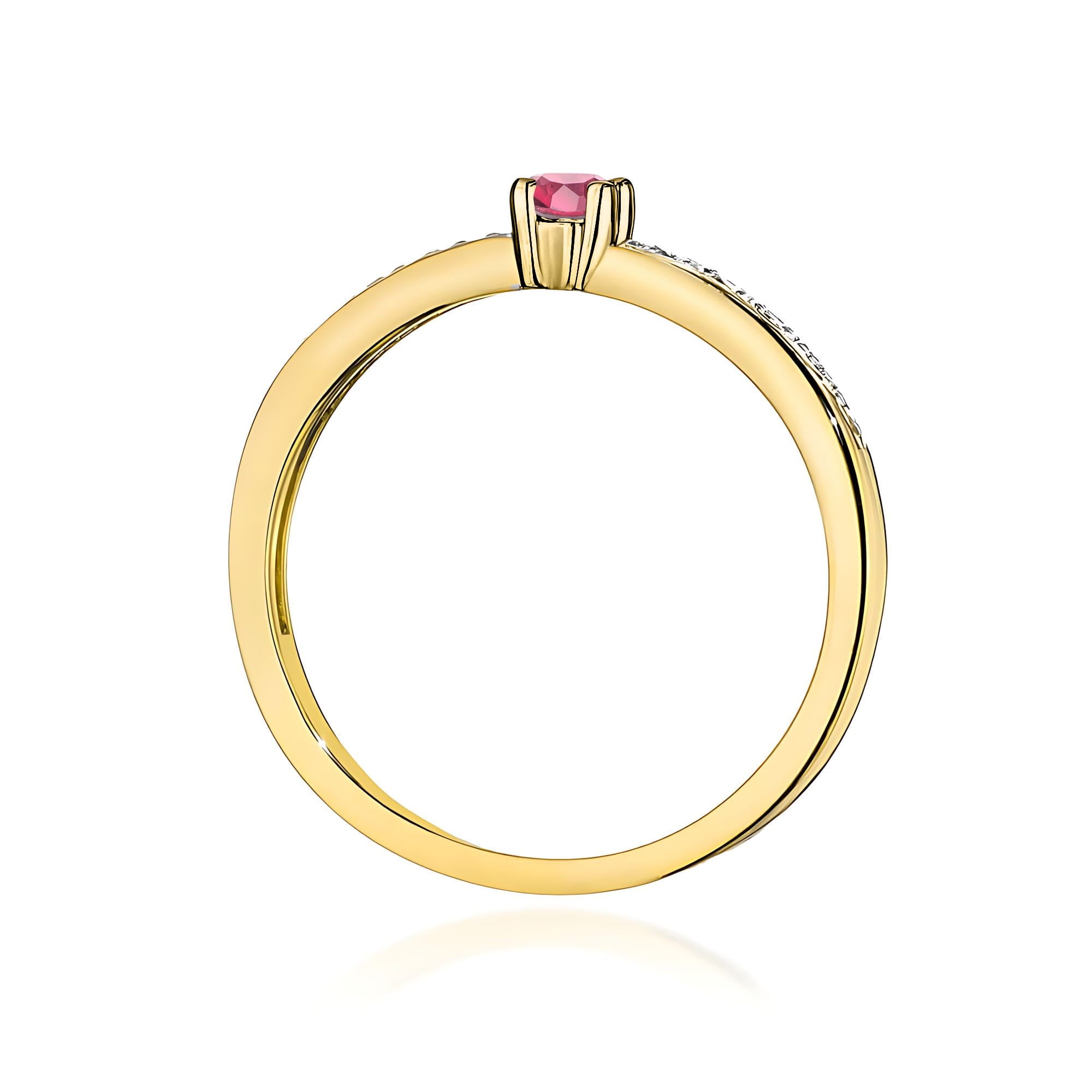 Inel Aur 9K cu Topaz Swiss 0.15 ct si Diamante Naturale 0.05 ct
