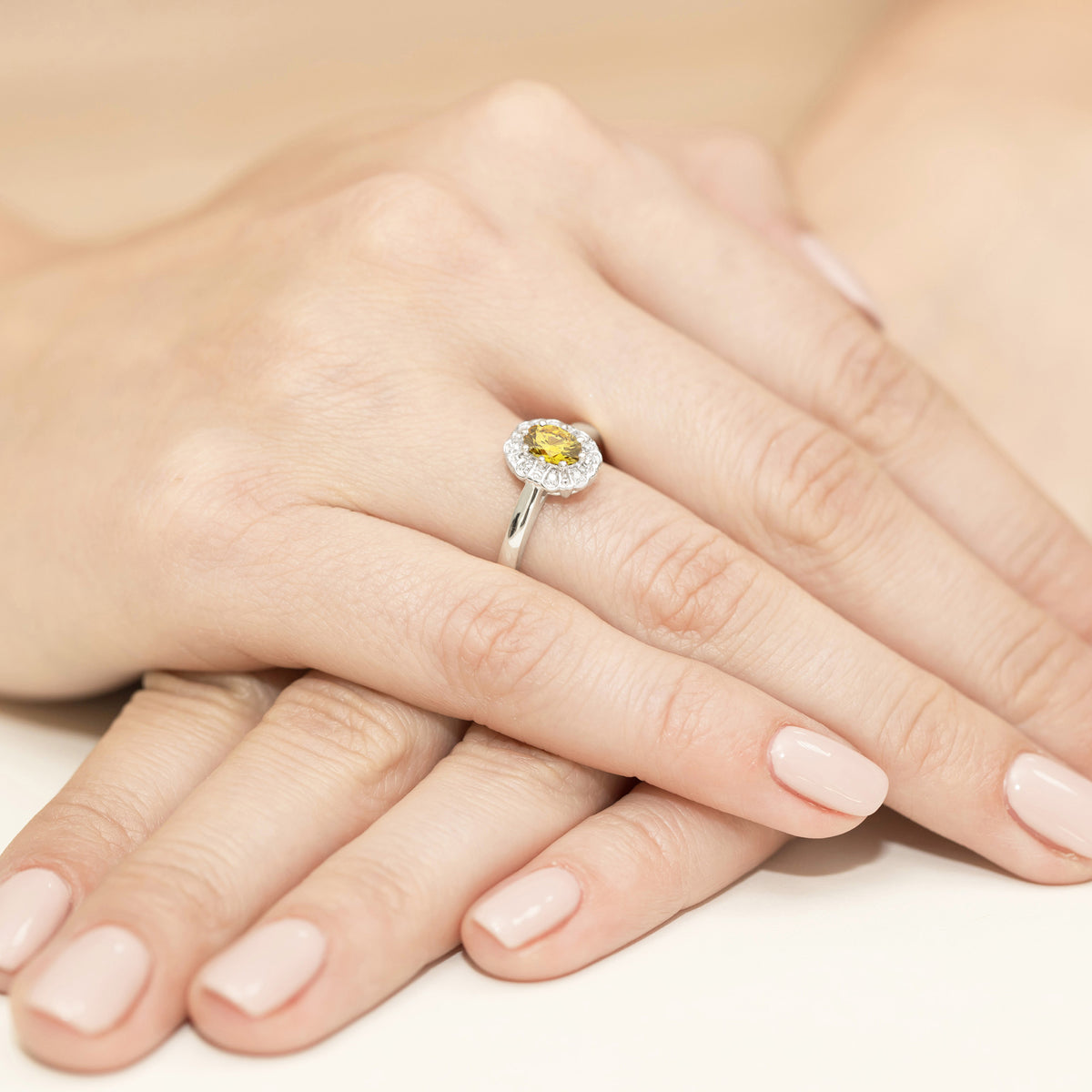 Inel Aur 14K cu Diamante Galben de Laborator 0.57 ct