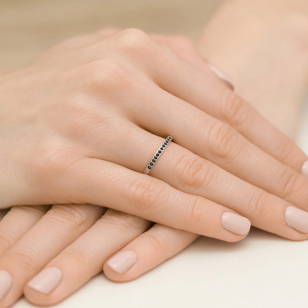 Inel Aur 9K cu Diamante Naturale Negre 0.09 ct
