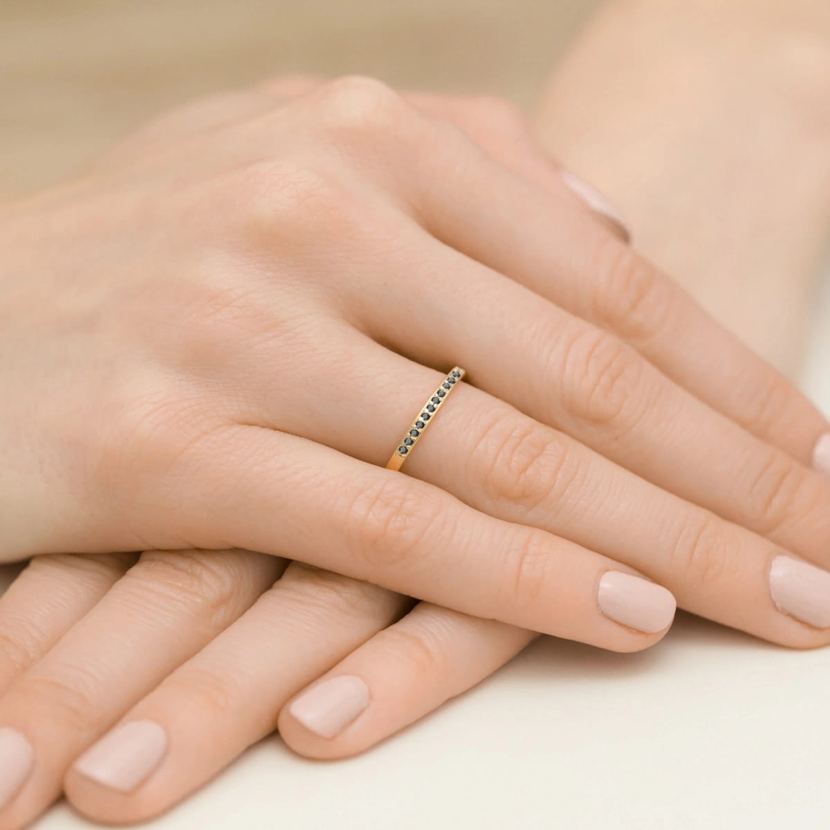 Inel Aur 9K cu Diamante Naturale Negre 0.09 ct