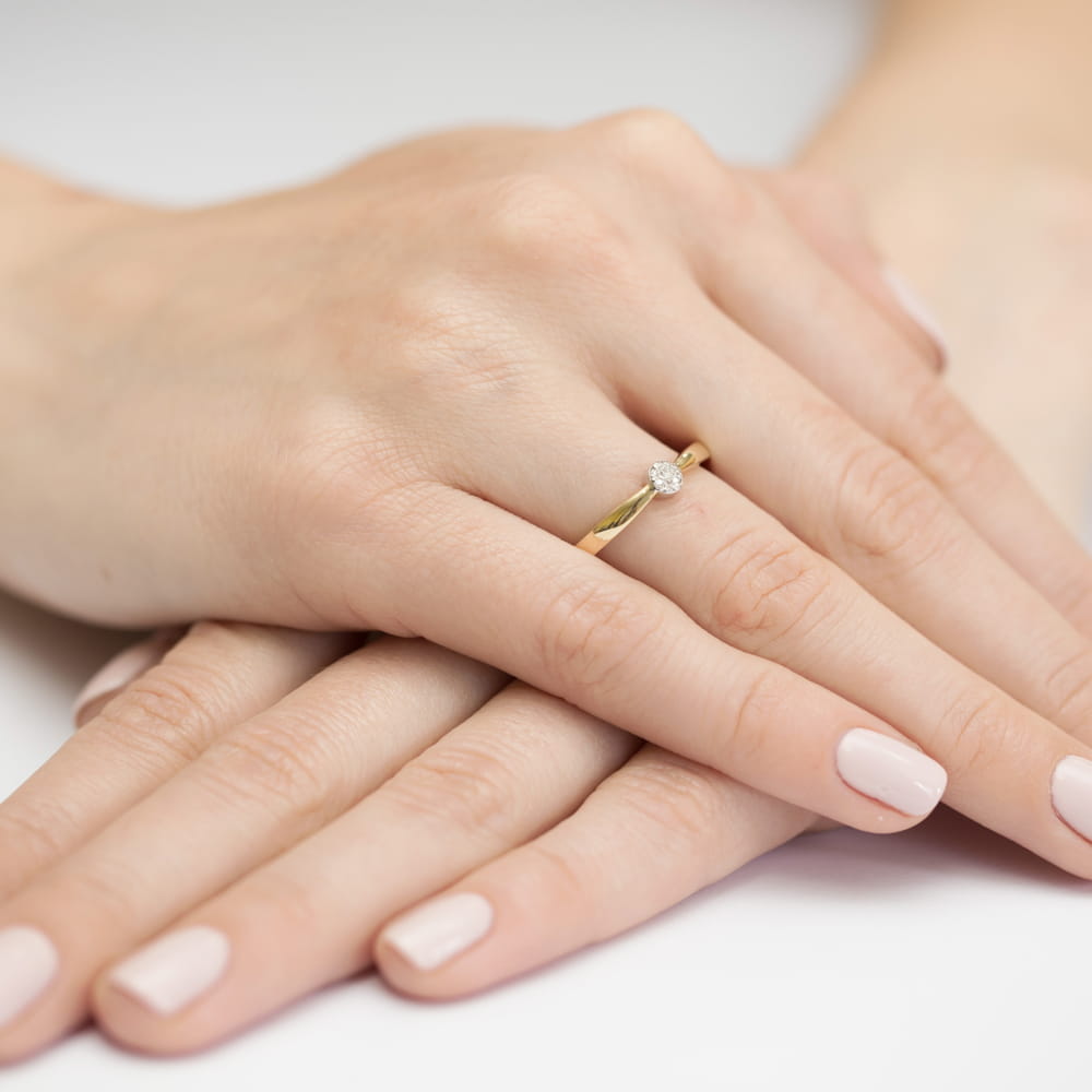 Inel Aur 9K cu Diamante Naturale 0.04 ct