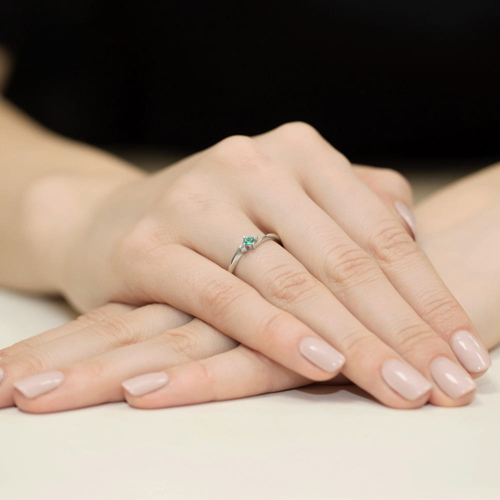 Inel Aur 9K cu Smarald 0.15 ct si Diamante Naturale 0.03 ct