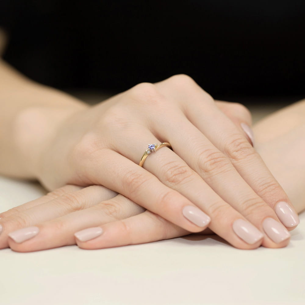 Inel Aur 9K cu Tanzanit 0.15 ct si Diamante Naturale 0.02 ct