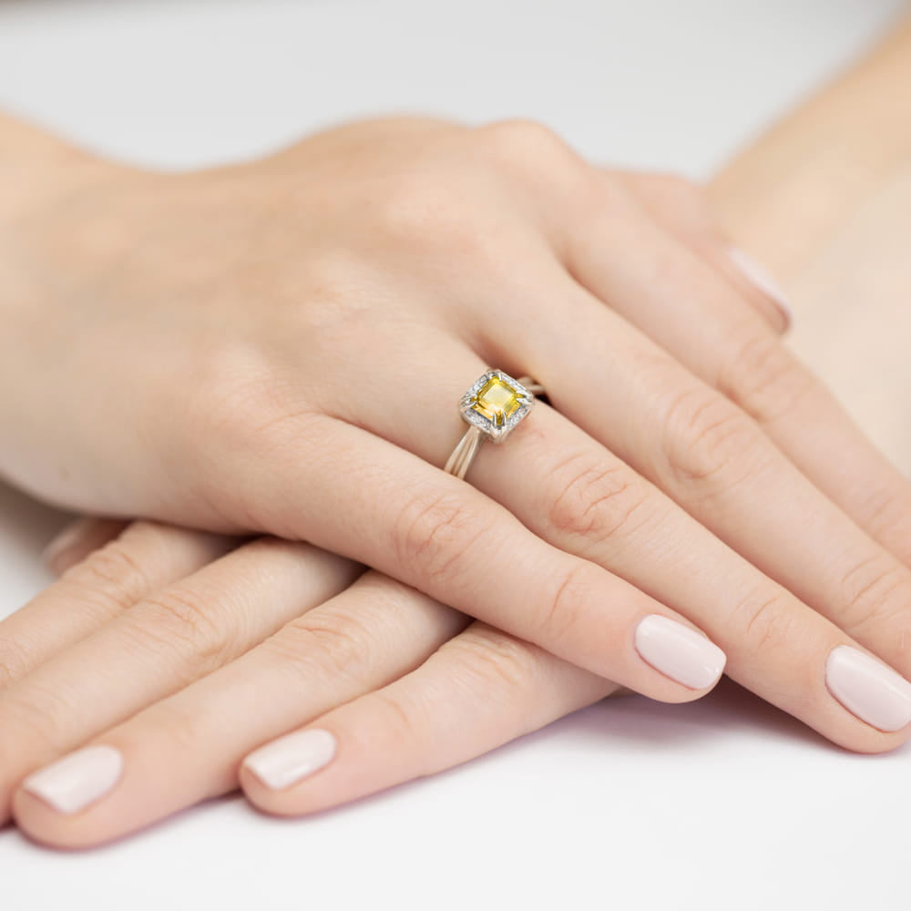 Inel Aur 14K cu Diamante Galben de Laborator 0.56 ct