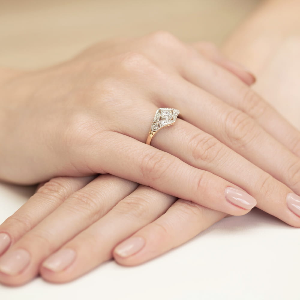 Inel Aur 9K cu Diamante Naturale 0.19 ct