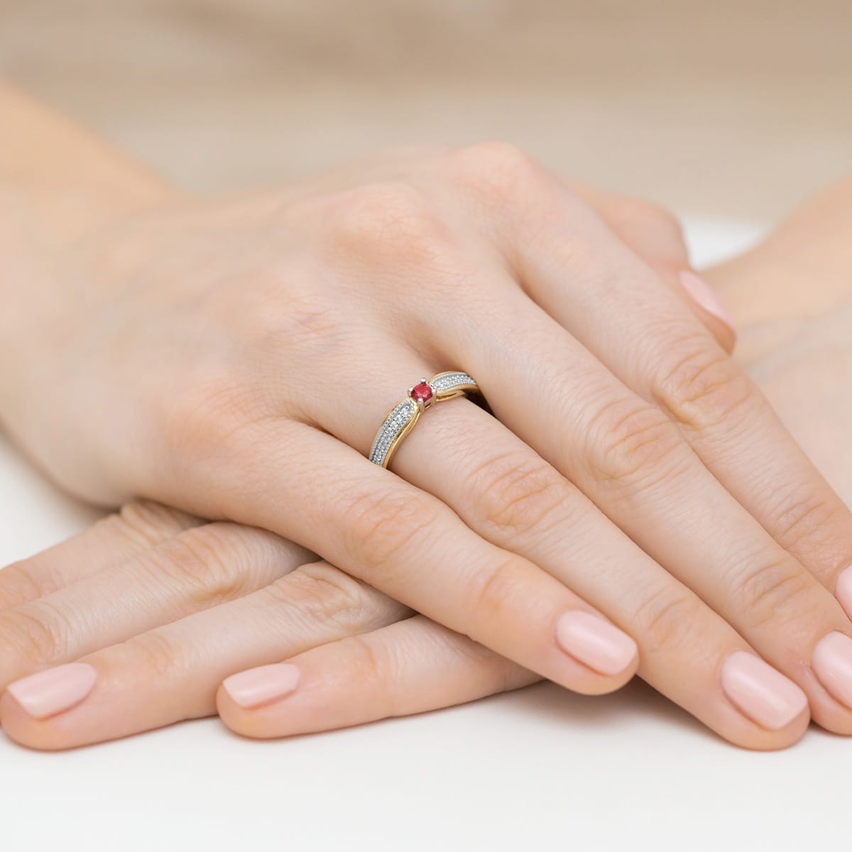 Inel Aur 9K cu Rubin 0.15 ct si Diamante Naturale 0.09 ct
