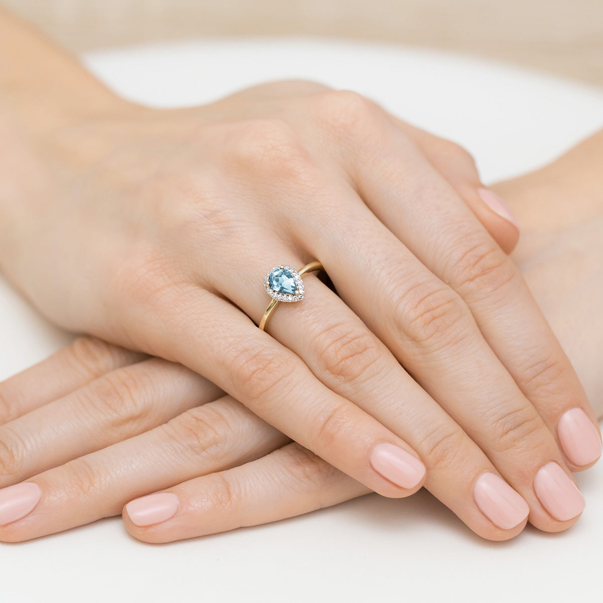 Inel Aur 9K cu Diamante Albastru de Laborator 0.60 ct