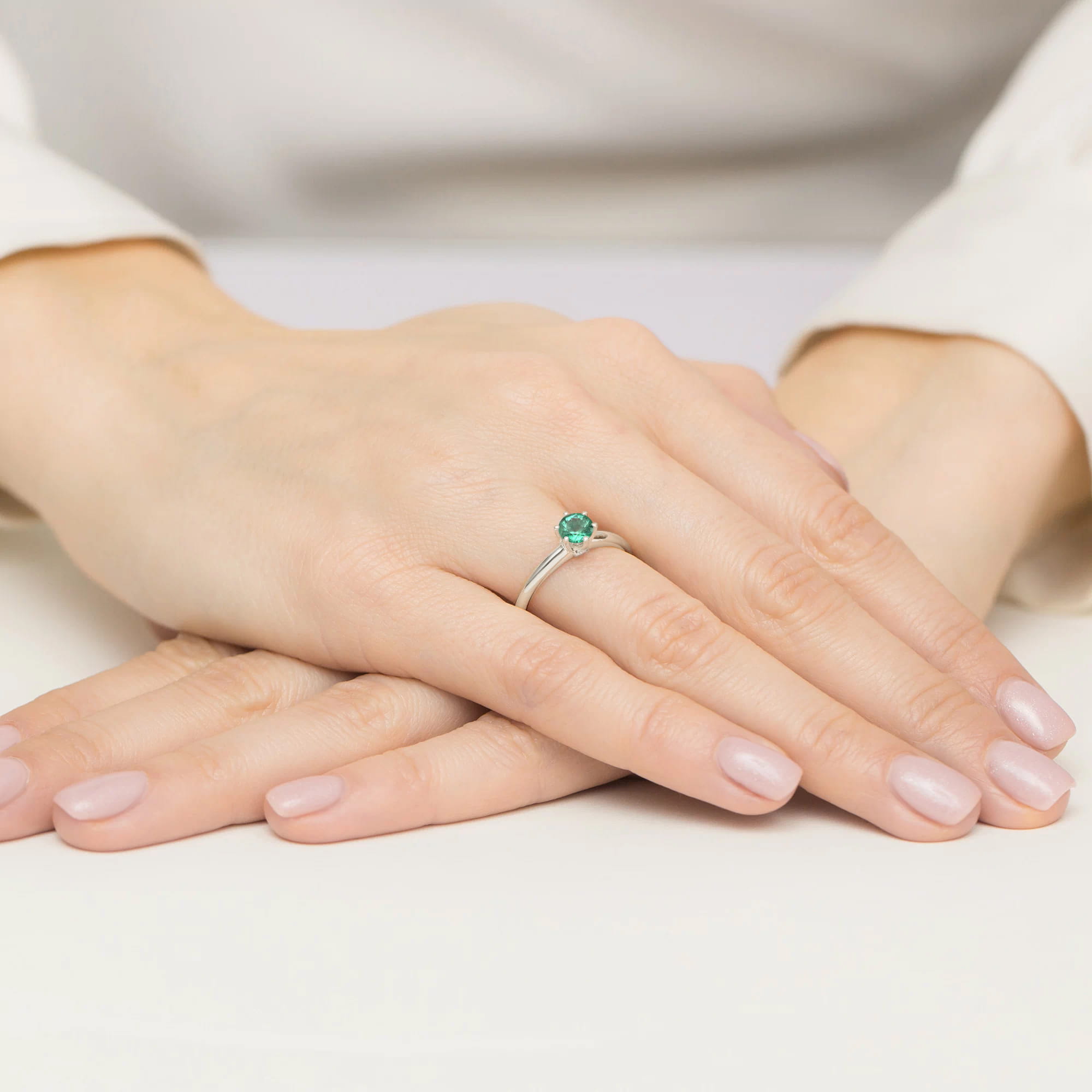 Inel Aur 9K cu Smarald 0.50 ct si Diamante Naturale 0.04 ct