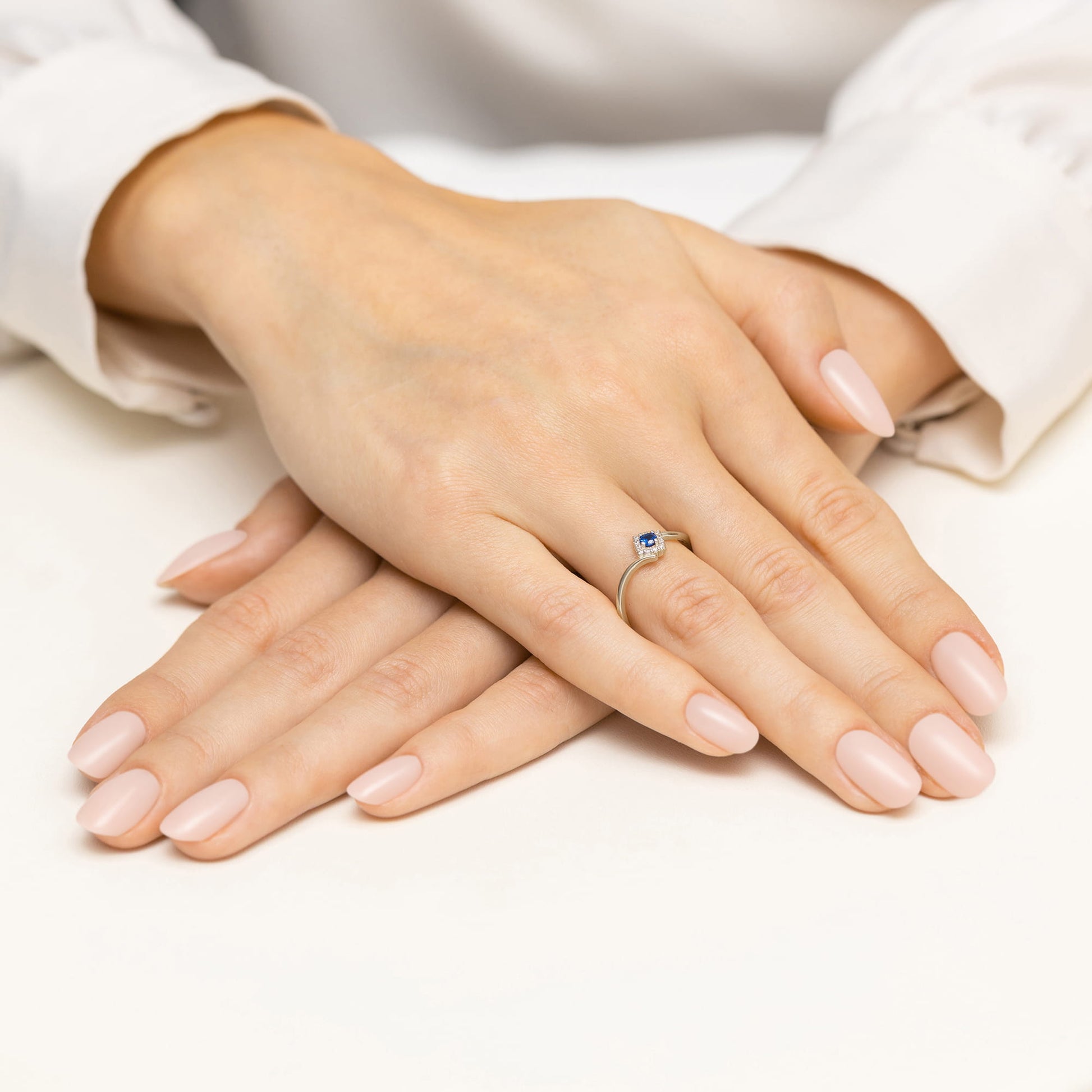 Inel Aur 9K cu Safir 0.15 ct si Diamante Naturale 0.06 ct